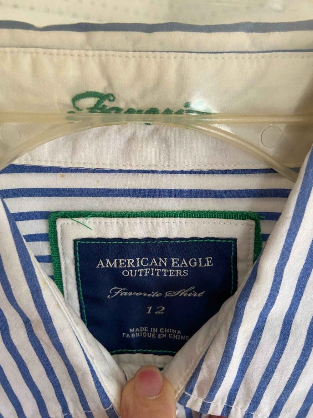 Ladies Size 12 American Eagle Outfitters Button-Down Blouse